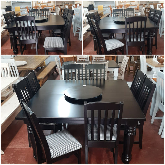 1,5 x 1,5 dining table mahogany