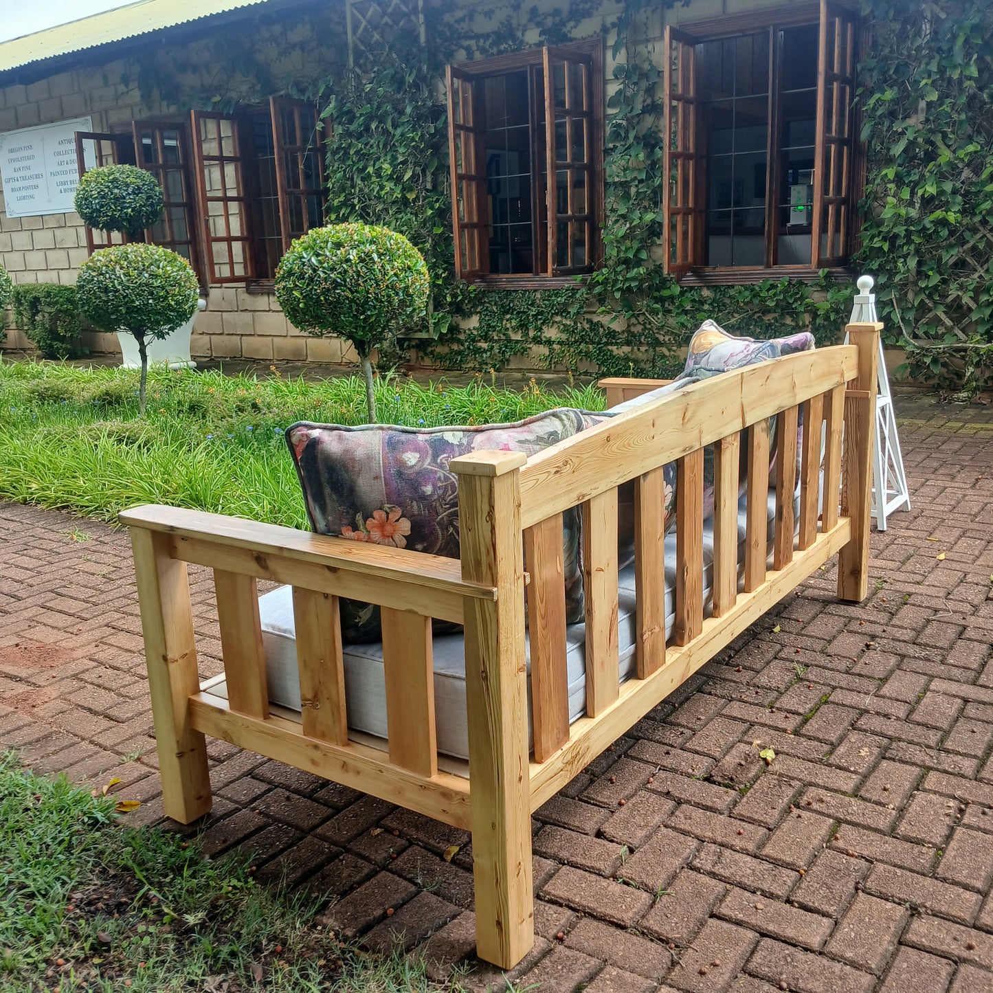760 Old Oregon Pine Day Bed.