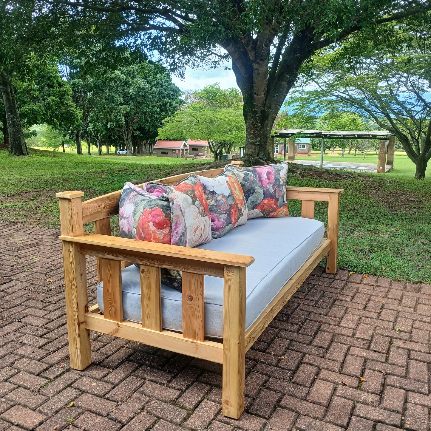 760 Old Oregon Pine Day Bed.