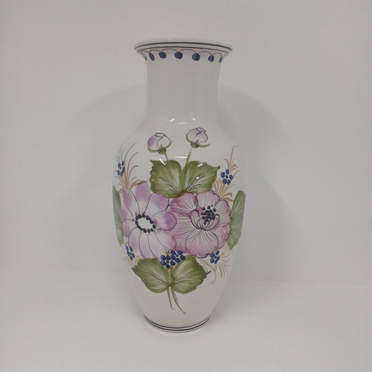 Vase with flowers