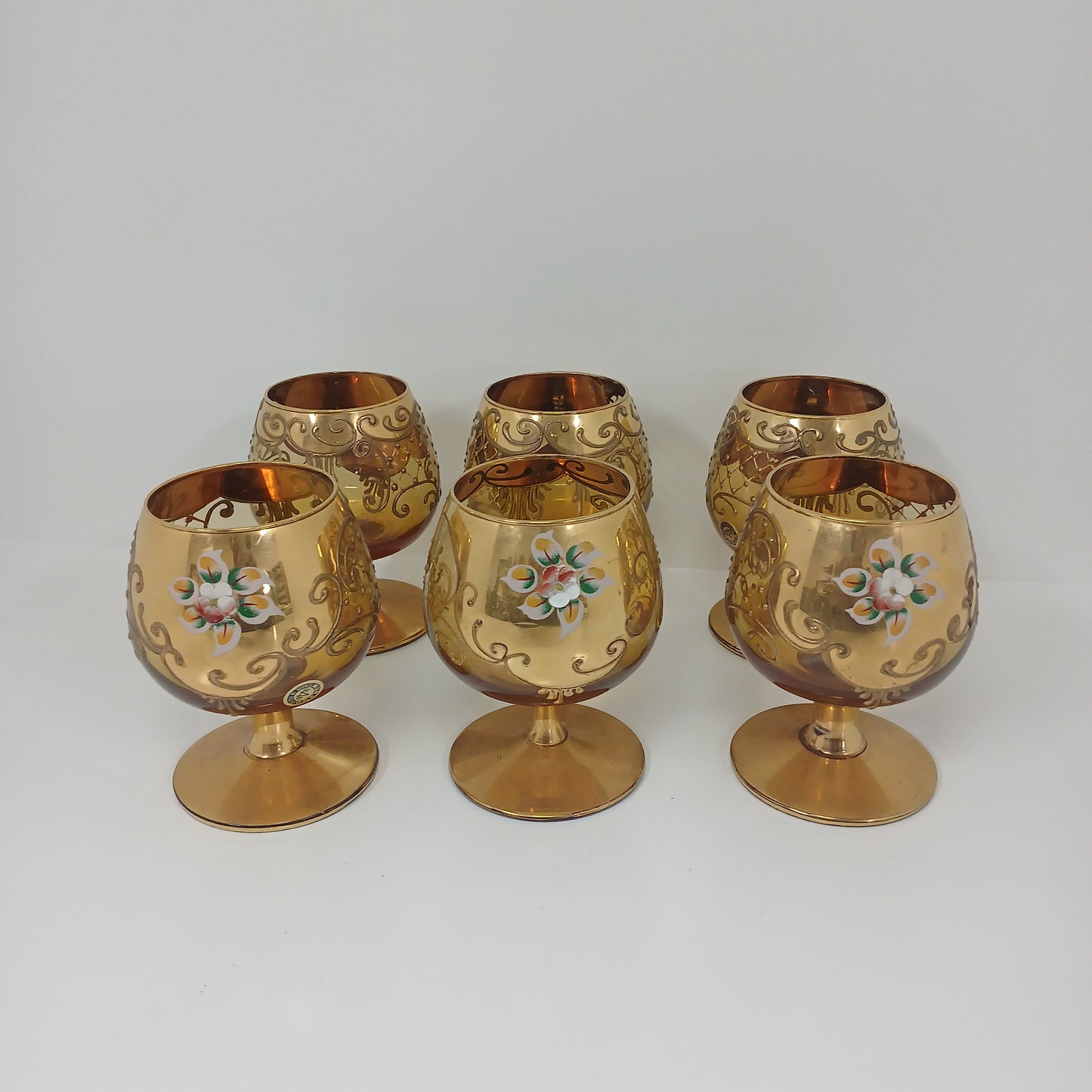 Gold & Flower Set of 6 Wine glasses