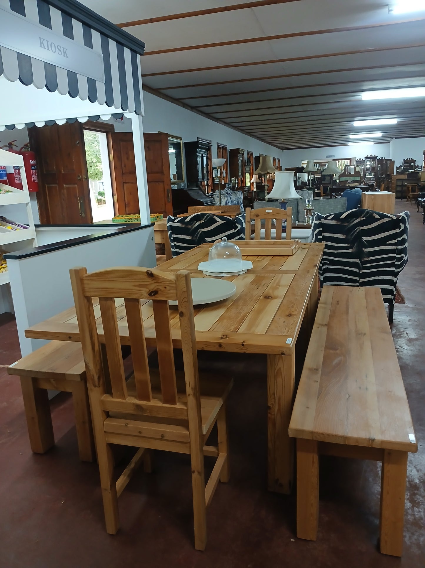 Old Oregon Pine 2,2x1m Dining Table with a slatted top