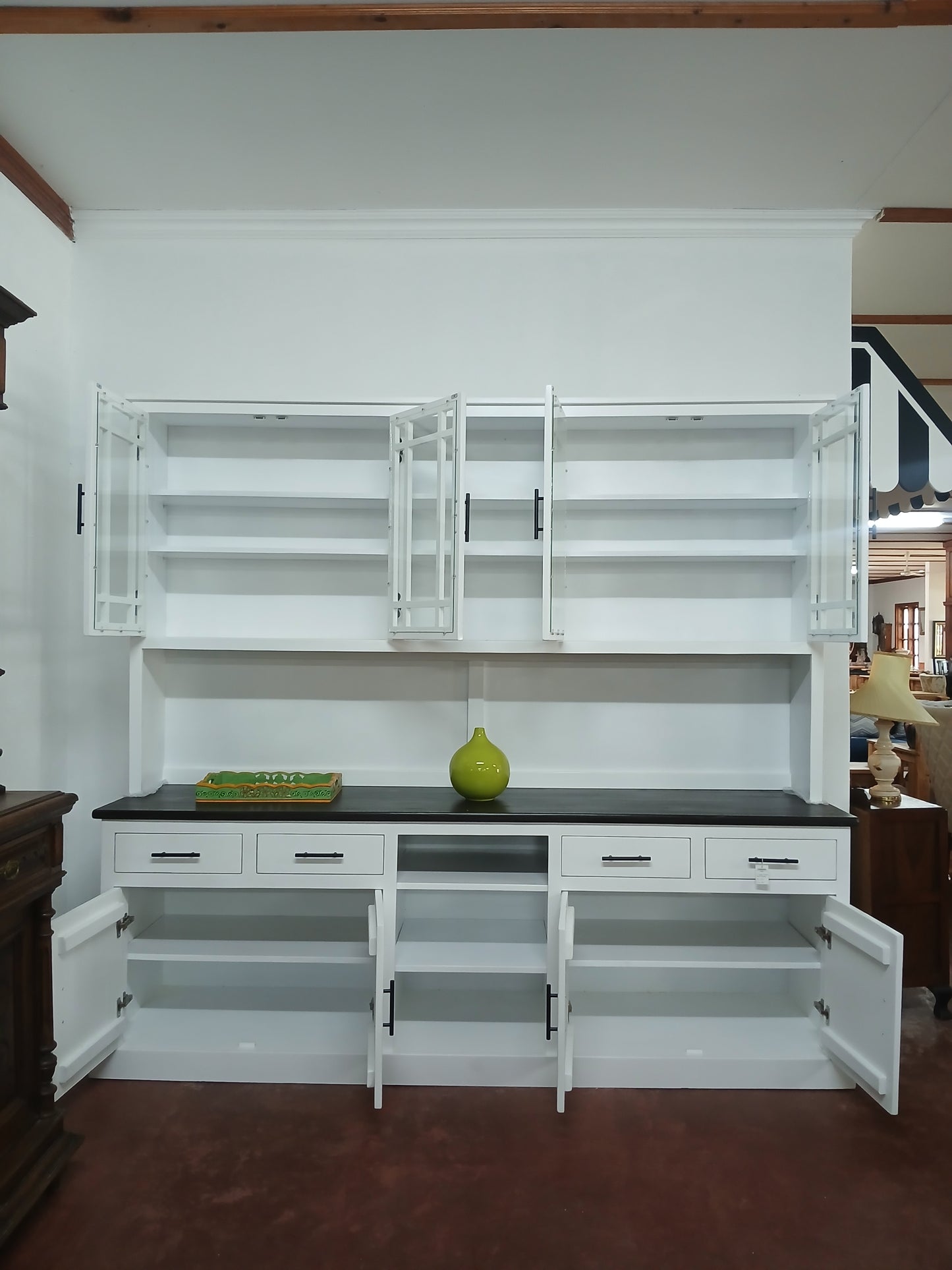 2,5 4 Door/Drawer/Space Dresser