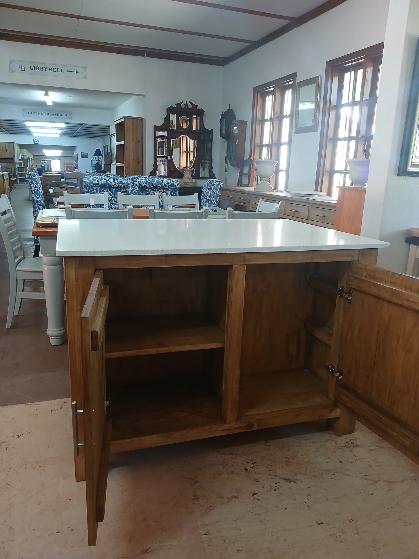 1,3x90 Rustic kitchen Island