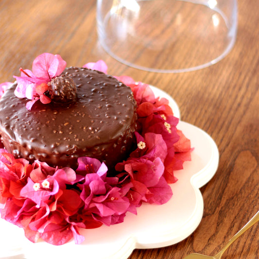 Revolving Cake Board with glass dome