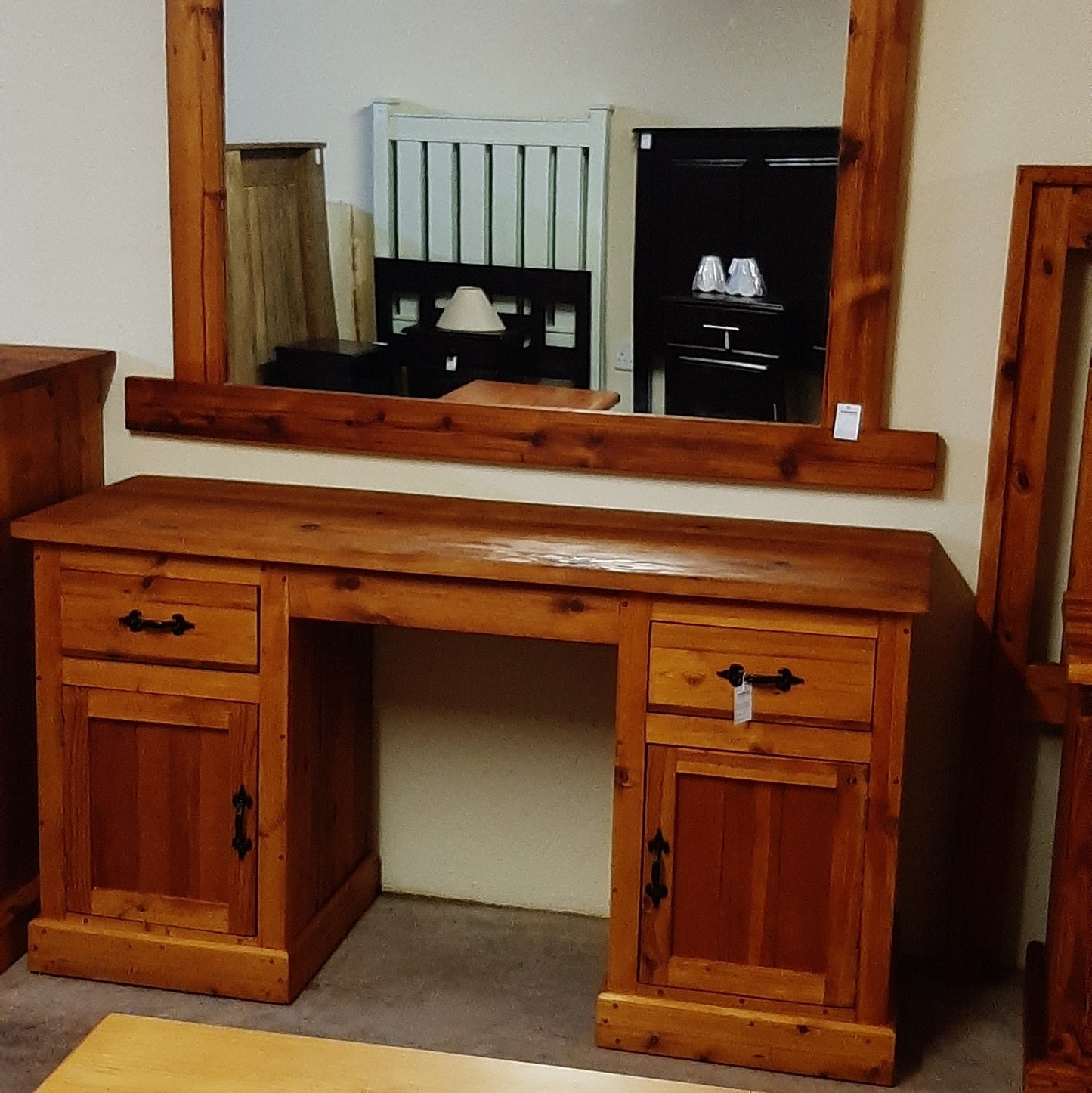 COF Dressing table