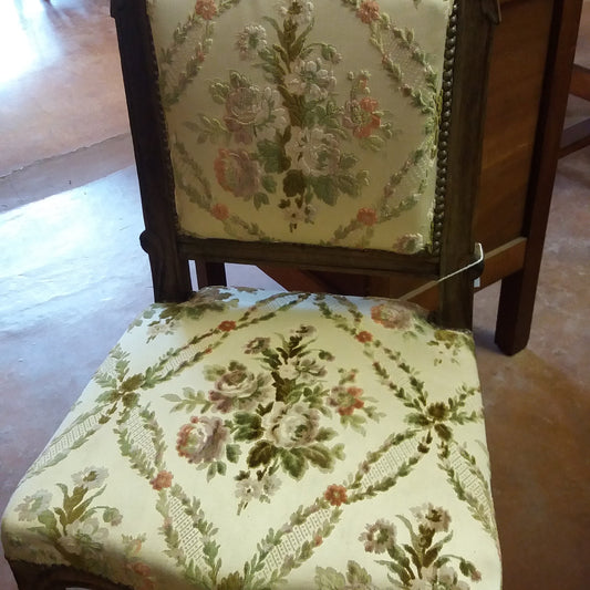 Chair with flowers