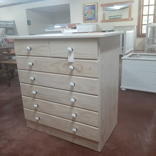 Chest of 5+2 Washed white