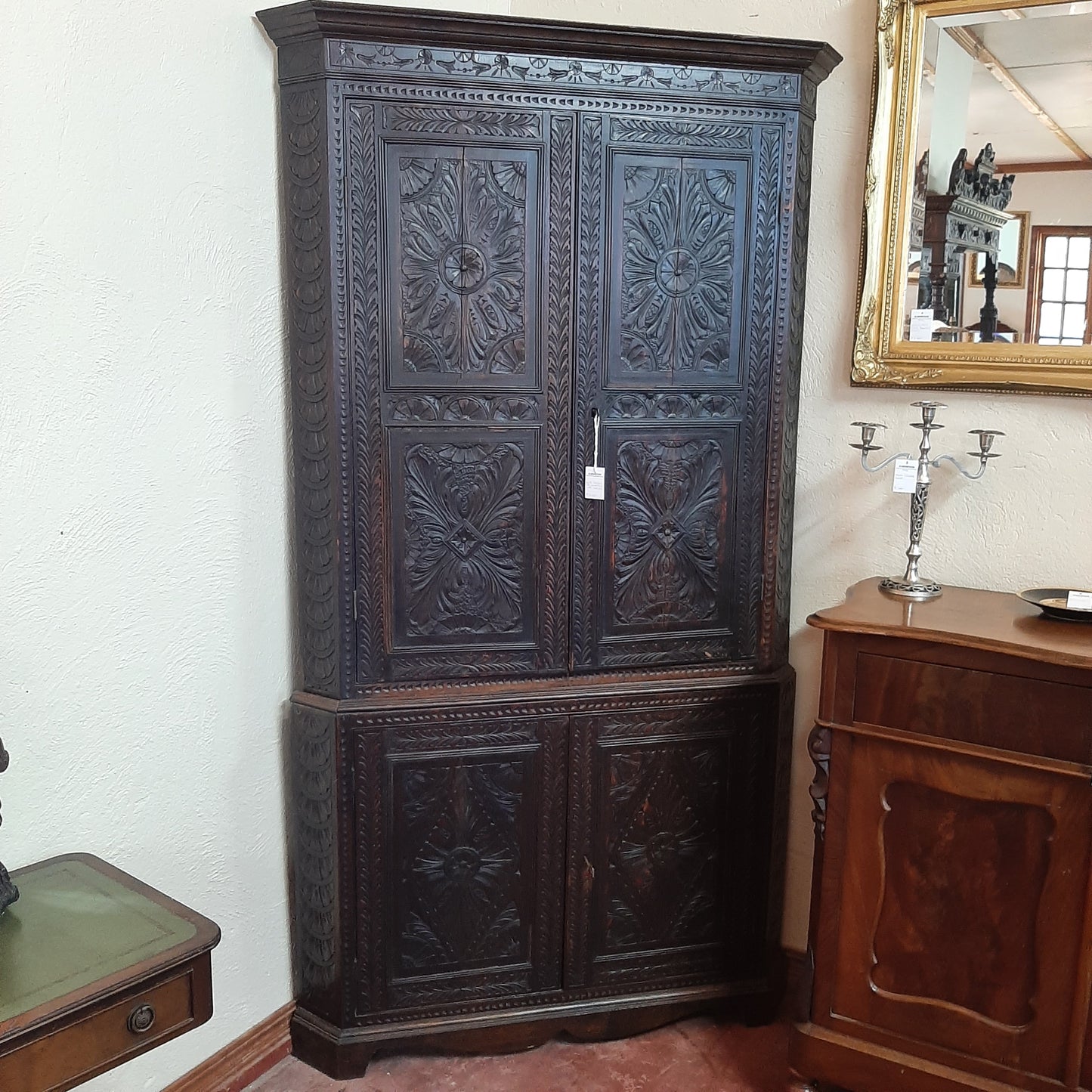 Georgian Oak corner Unit