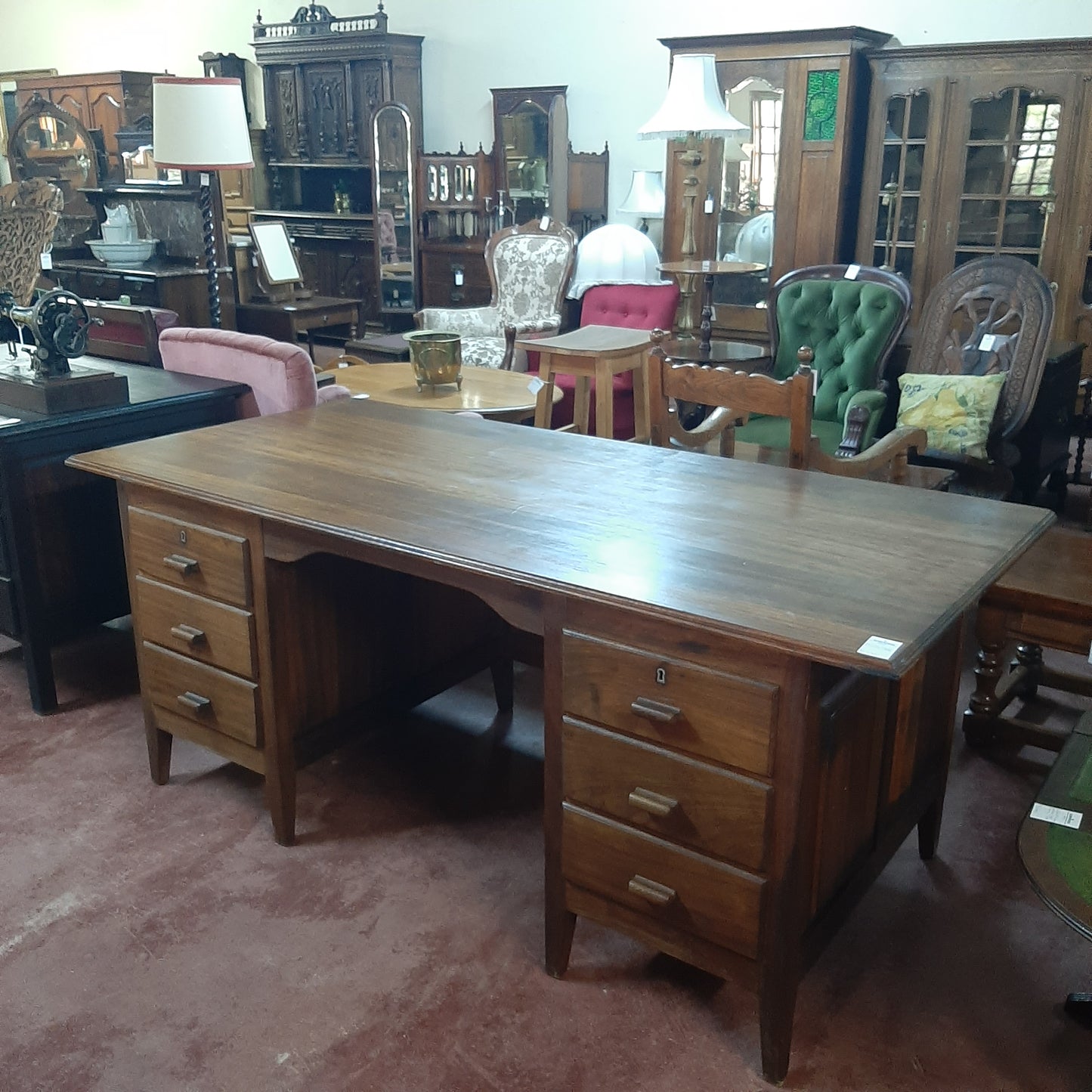 Large 6 drawer desk