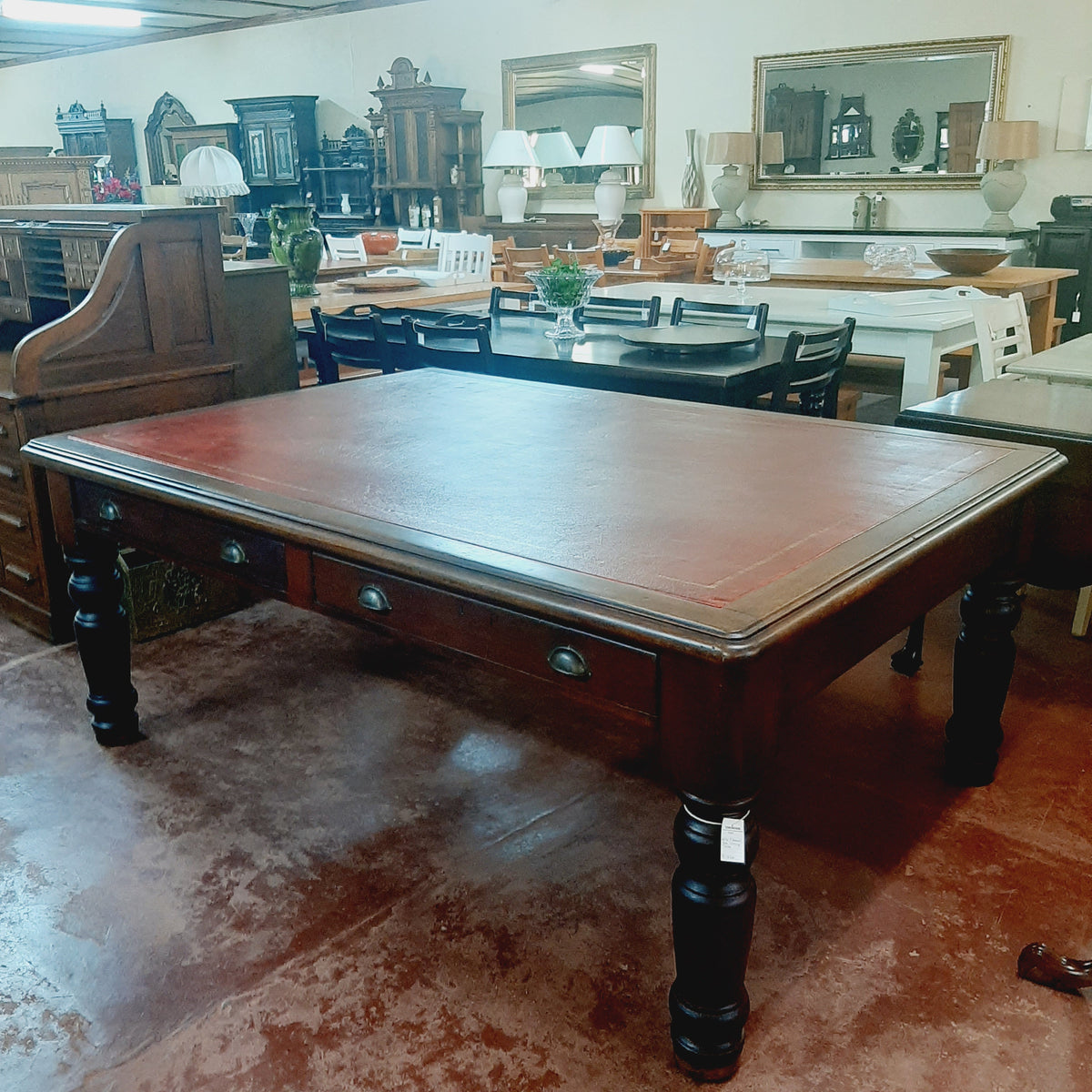 Large Library desk – Elmswood Country Centre
